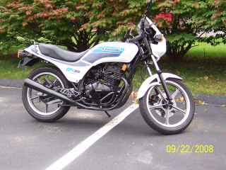 1987 GPZ 305B